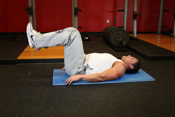 Abdominales inversos: posición inicial