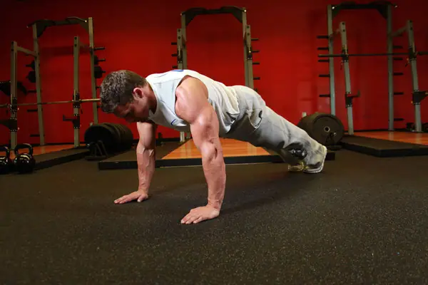 Flexiones de pecho, posición inicial